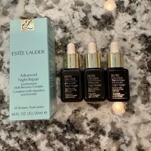 Estes Later Advanced Night Repair plus travel set